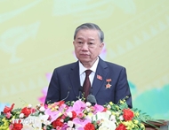 Party leader to pay official visit to U.K.